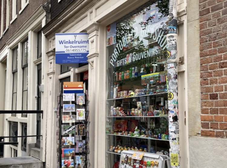 Dutch Shops Fined for Selling E-cigarettes to Minors