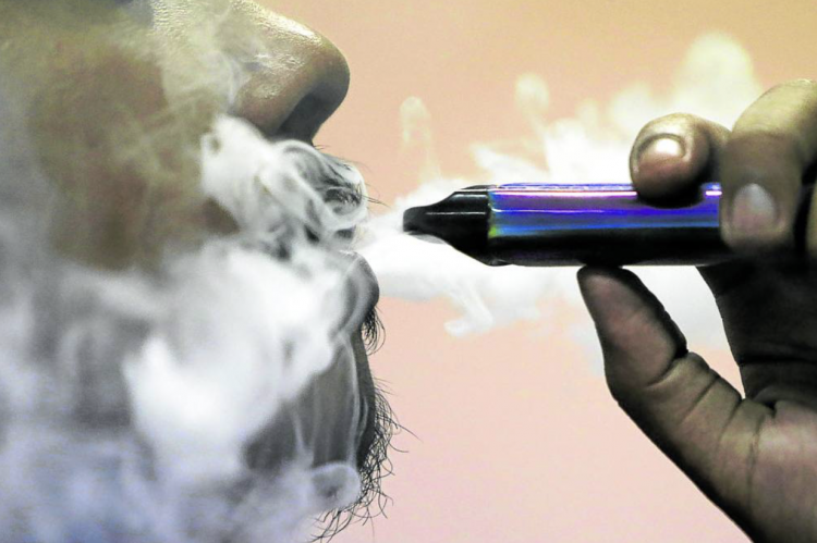 Filipinas endurece las reglas sobre el uso de cigarrillos electrónicos en lugares públicos.