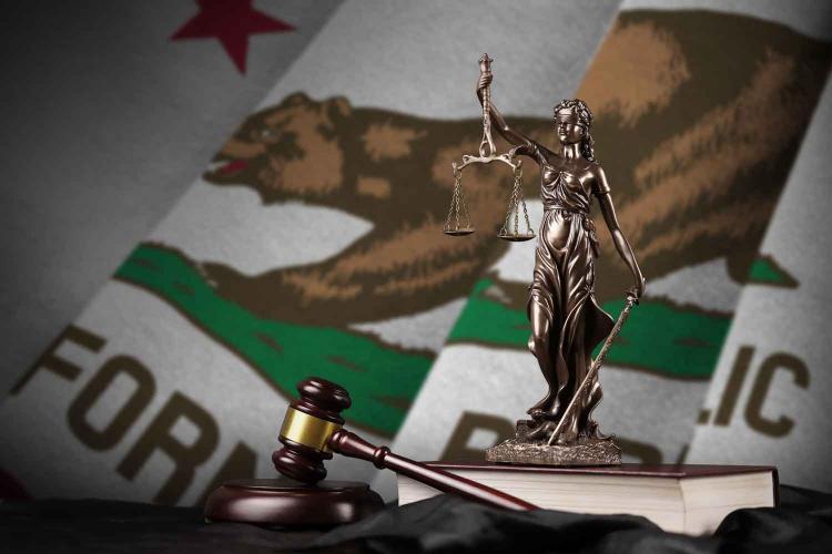 La prohibición de sabores de California es respaldada por un juez federal.