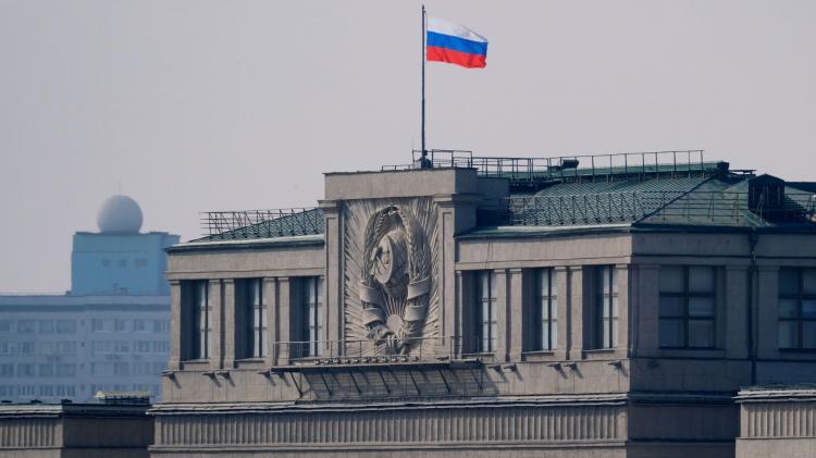 La propuesta de Rusia de prohibir el sabor de los cigarrillos electrónicos se aprueba en el Parlamento.
