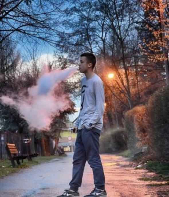 El Dr. Keeley defiende la legislación en contra del uso de cigarrillos electrónicos en Carolina del Sur.