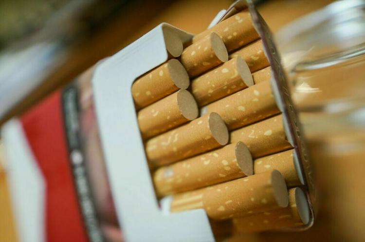 Rusia aprueba ley para el control estatal de la industria del tabaco.