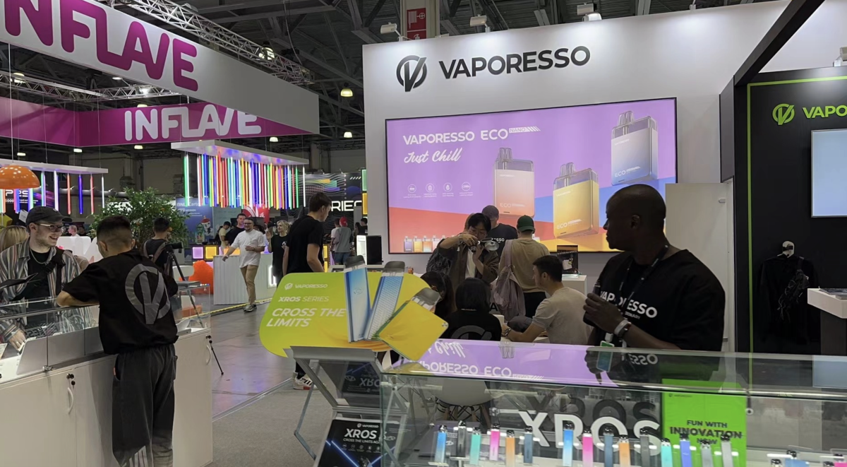俄罗斯莫斯科电子烟展会正式开展 ELFBAR、WAKA、VAPORESSO、SMOK、HQD等品牌参展|两个至上现场图集