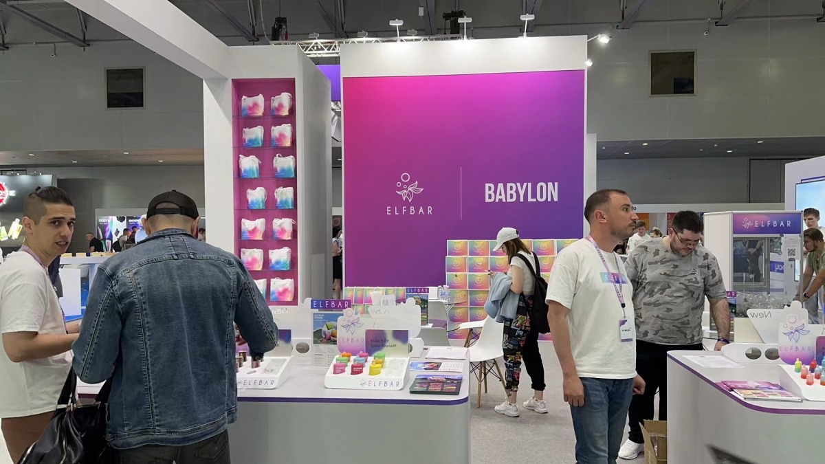俄罗斯莫斯科电子烟展会正式开展 ELFBAR、WAKA、VAPORESSO、SMOK、HQD等品牌参展|两个至上现场图集