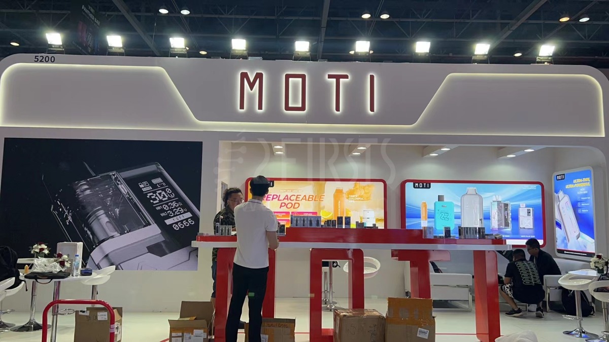 迪拜电子烟展会正式开展 ELFBAR、SMOORE、RELX、HQD、Puffmi、MOTI等参展｜两个至上现场图集