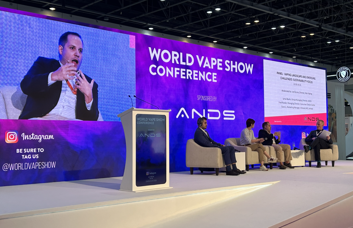 2FIRSTS World Vape Show Dubai ELFBAR Showcases Innovative