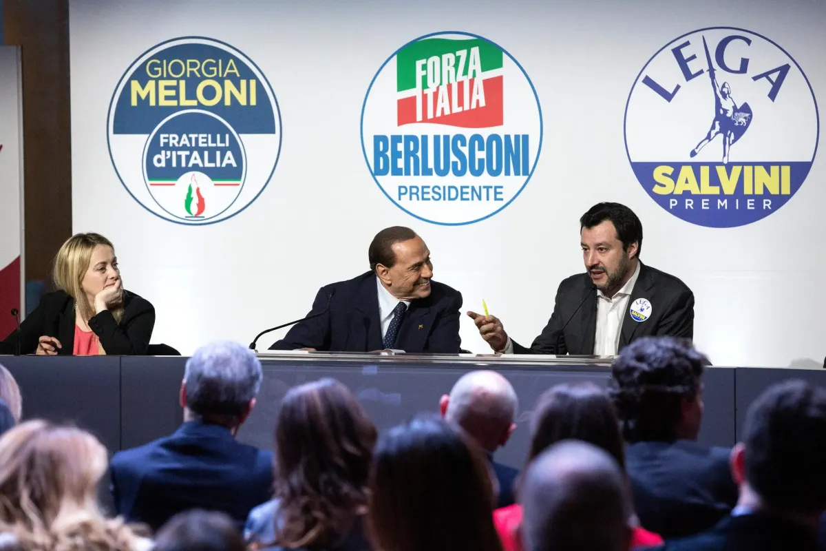 Debate Over E-Cigarette Sales in Italy
