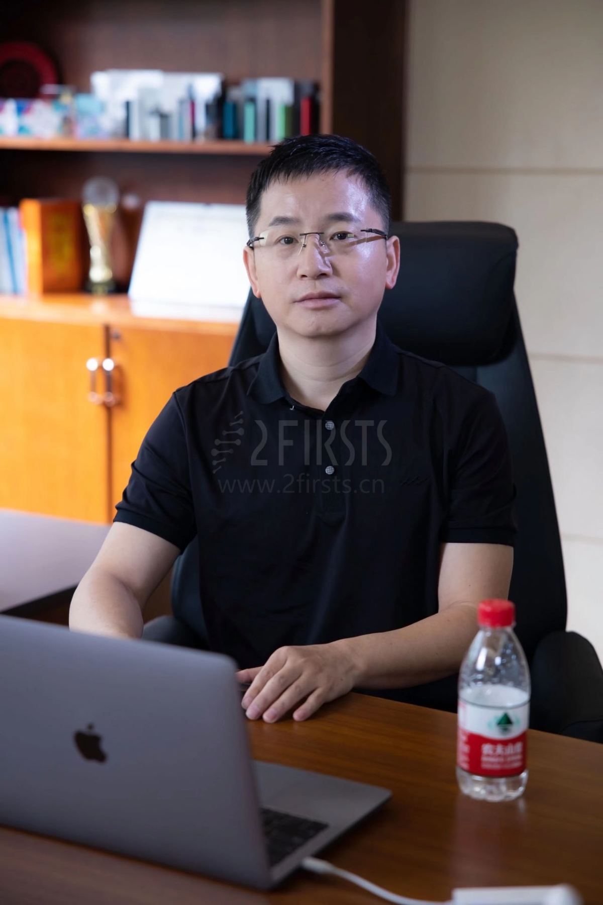 2FIRSTS CEO交流之康尔科技朱晓春:专利创新助力电子烟行业发展