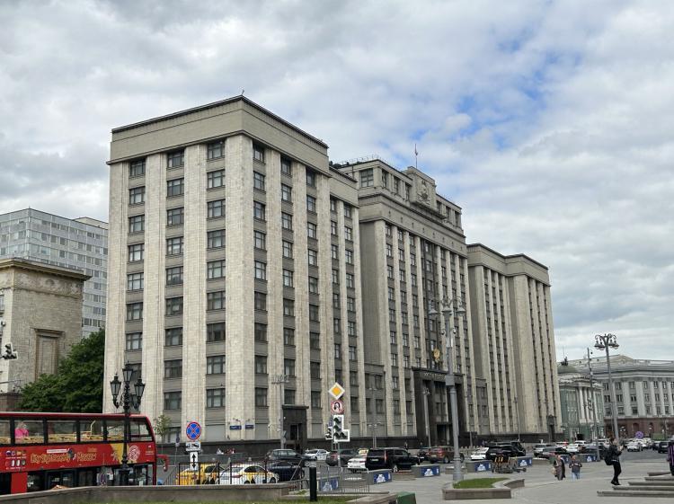 Postponed Announcement: Russian E-Cigarette Additive Ban List Delayed
