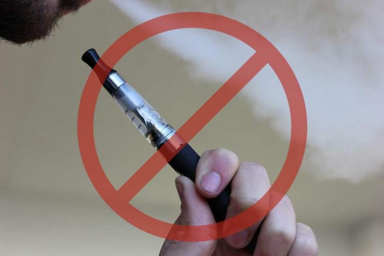 Bayside Council Urges Stronger Regulations on E-cigarette Sales