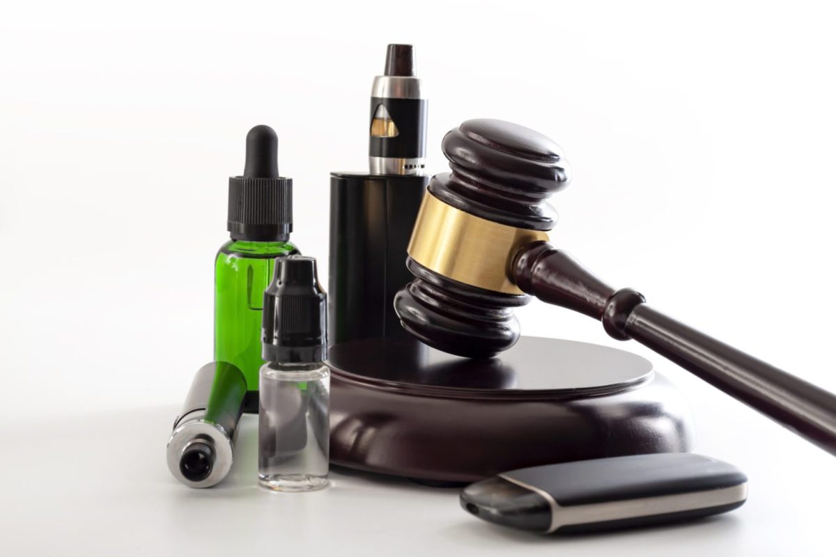 Reino Unido considera prohibir los productos desechables para reducir el consumo de tabaco en menores de edad