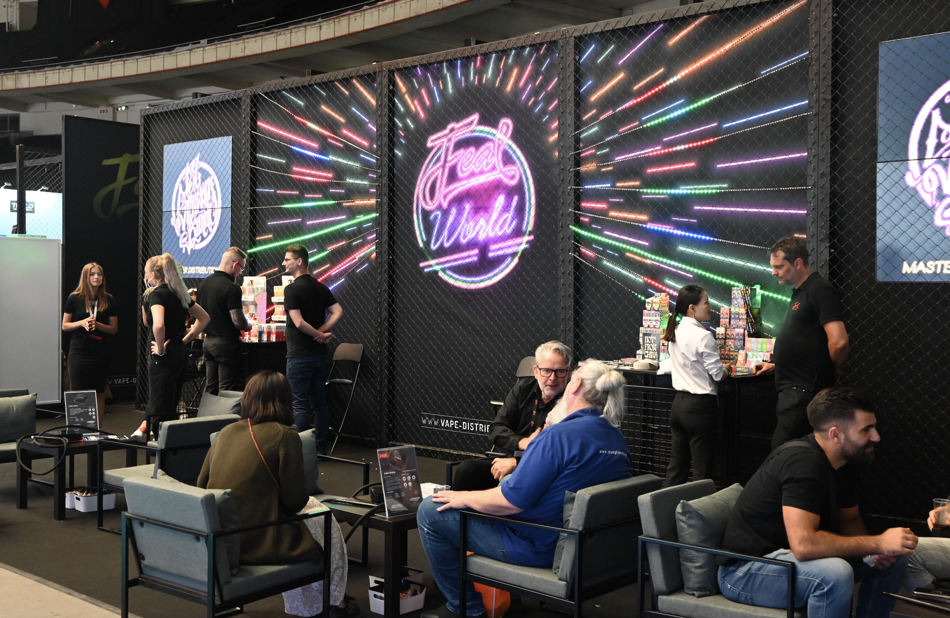 专访德国经销商FEAL:欧洲一次性电子烟市场正在下行 换弹式产品业务上升