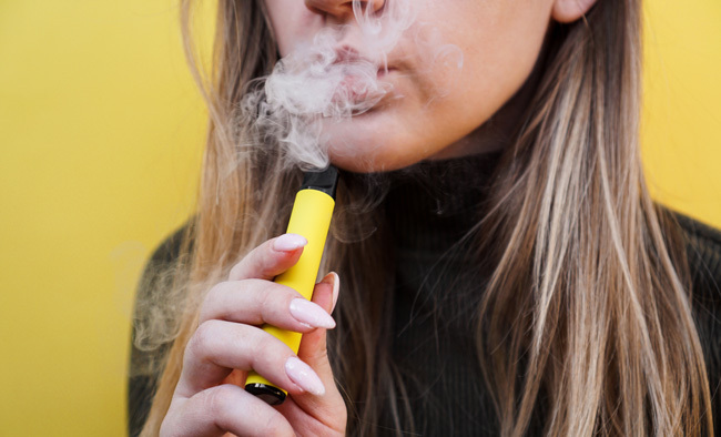 英国考虑禁售一次性电子烟？电子烟店主发出反对声音