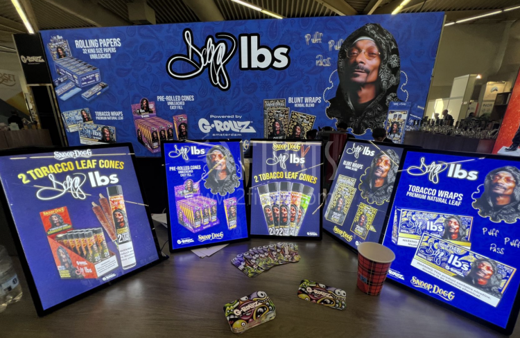 Collaborations between E-cigarette and Famous Brands