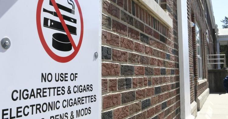 Nueva York informa una disminución histórica en el consumo de tabaco.