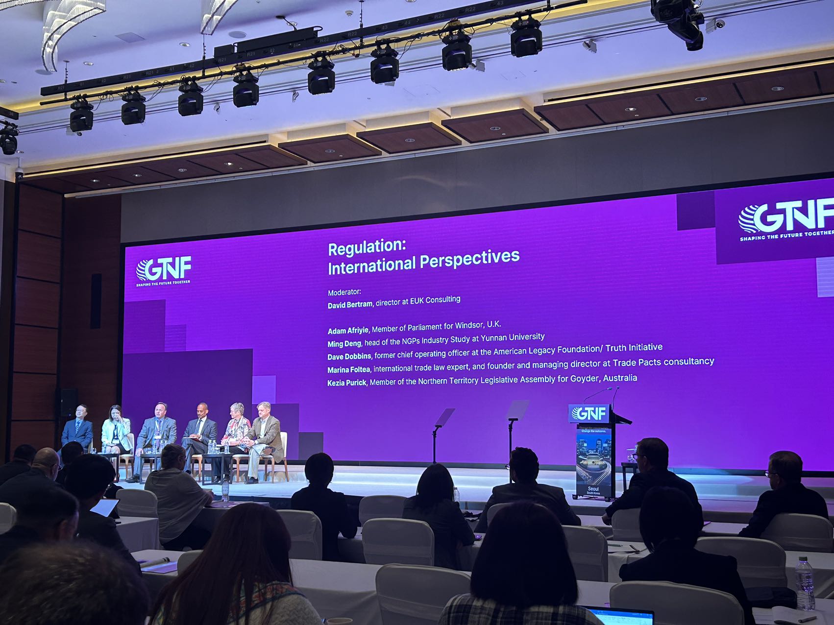 国内烟草专家邓铭博士:电子烟未来趋势为融合产品 行业应向特斯拉学习