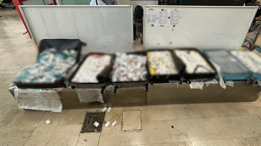 土耳其阿达纳机场查获7500包走私电子烟 价值105万里拉
