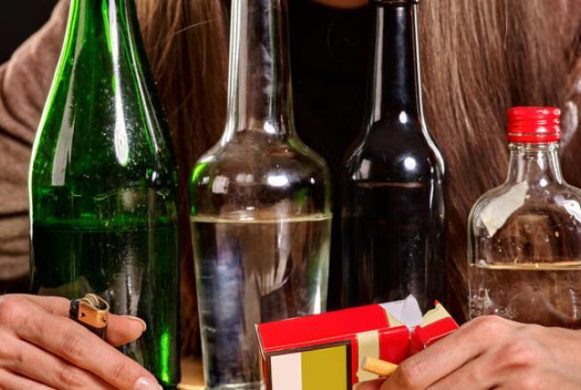 Aumento de los impuestos al consumo de tabaco y alcohol en Letonia.