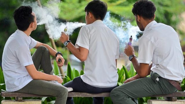 Proteger a los niños: la OMS lanza una guía escolar sobre el control del tabaco.