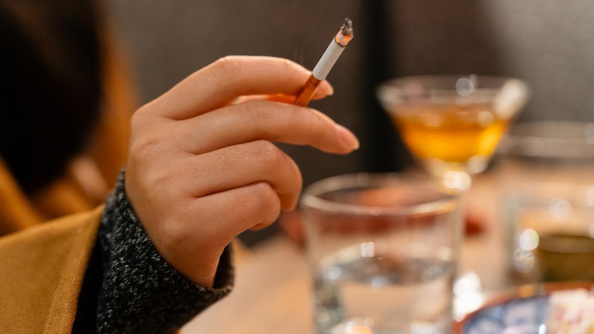 Caída en el consumo y aumento del mercado ilegal de tabaco en Hungría