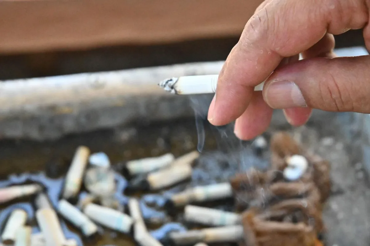 Guam presenta proyecto de ley para prohibir la venta de tabaco en máquinas expendedoras.