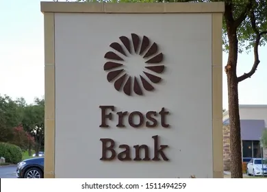 Cullen Frost Bankers aumenta su participación en Philip Morris International