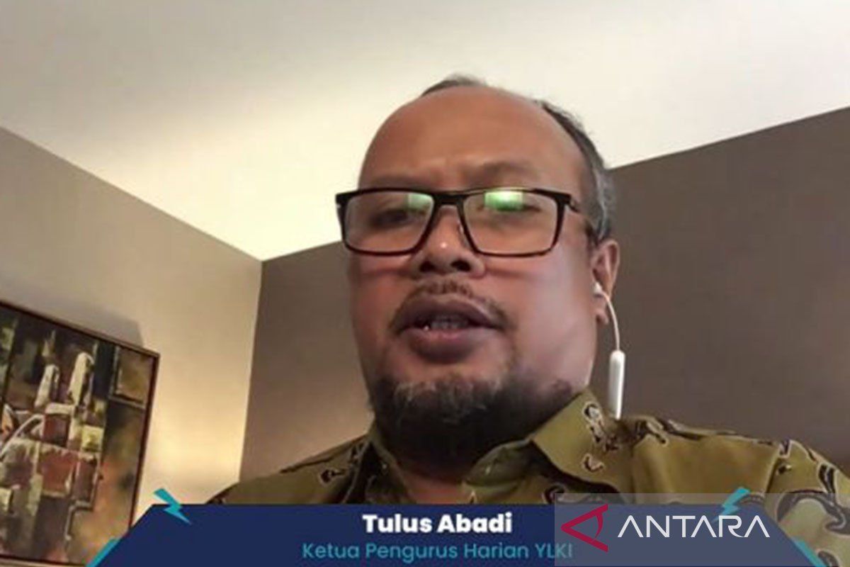 Strengthening Advertising Control for Addictive Products in Indonesia