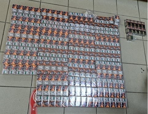 俄罗斯查获非法假冒烟草案 货物总额超2.1万美元