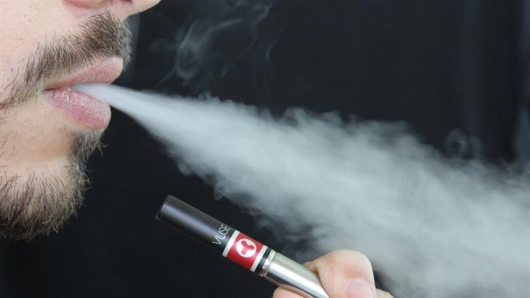 Crecimiento significativo en el mercado de cigarrillos electrónicos en Bosnia y Herzegovina.