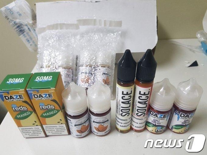 Propuesta de regulación para los cigarrillos electrónicos con nicotina sintética causa controversia.