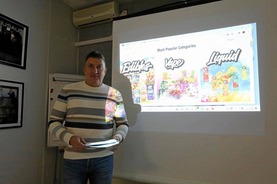 Creciente preocupación por la popularidad de los cigarrillos electrónicos entre los jóvenes en Finlandia.