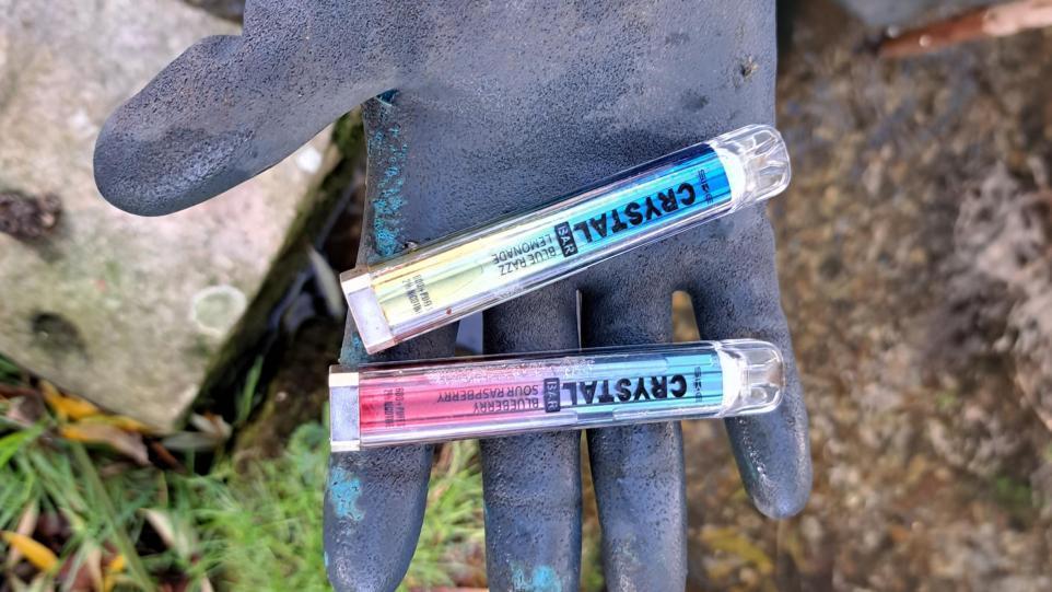 Campaign Urges Ban on Disposable E-cigarettes to Protect Rivers
