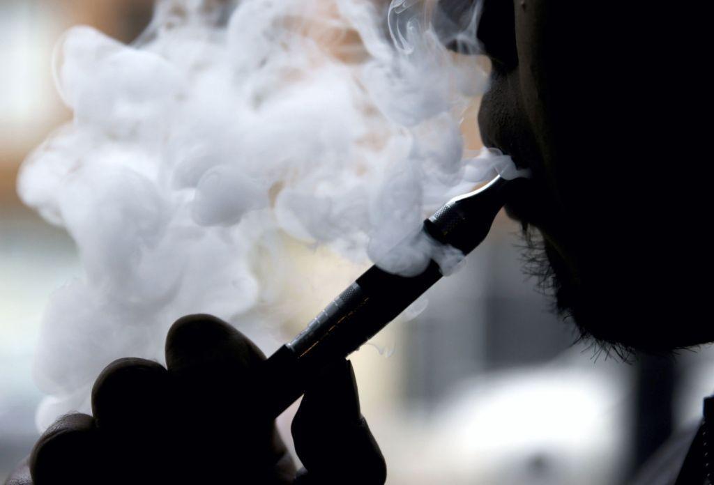 Ohio City Council Passes 6-Month Ban on E-Cigarette and Marijuana Businesses
