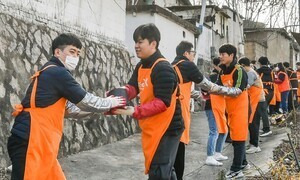 KT&G年终慈善活动：向困难群体捐赠总计8亿韩元泡菜及煤炭