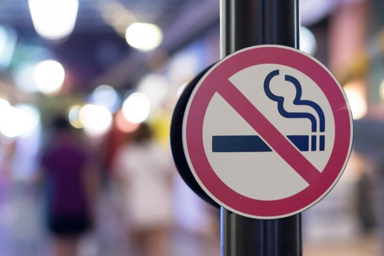Impacto negativo de la prohibición de los cigarrillos electrónicos en Kirguistán.