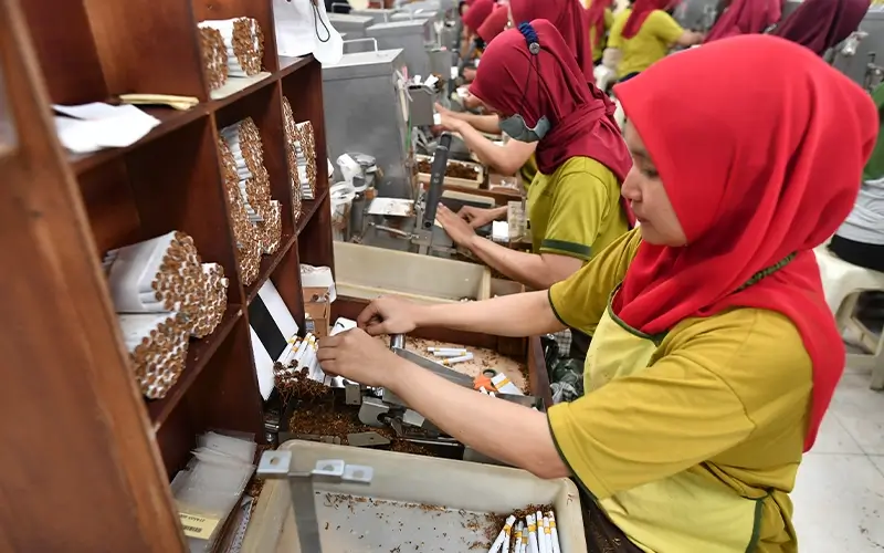 Indonesia Implements Tobacco Tax and Minimum Retail Price Regulations