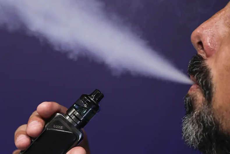 Brasil considera revisar la prohibición de los cigarrillos electrónicos y la publicidad.