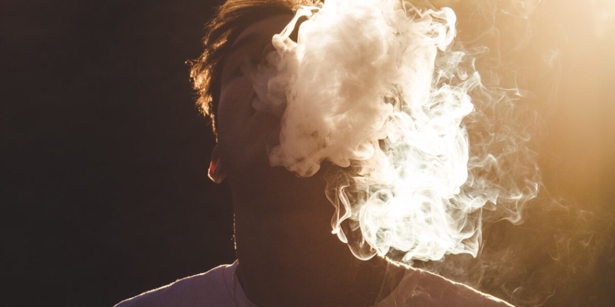 E-liquid to Charging Cable: How Leading Manufacturers Extend Product Lines to Capture Consumers?