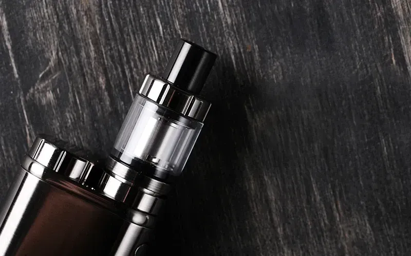 Singapore Government Sees Minimal Impact on Revenue from E-cigarette Ban