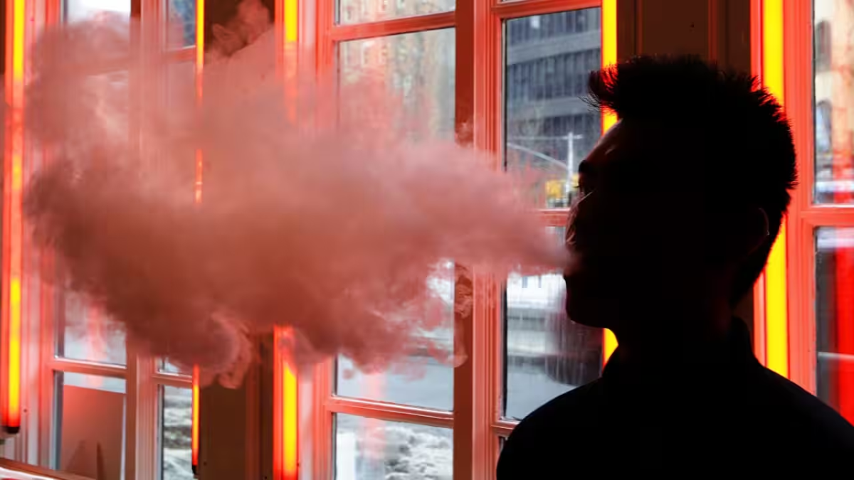 Australia implementará regulaciones más estrictas sobre los cigarrillos electrónicos a partir del 1 de marzo.