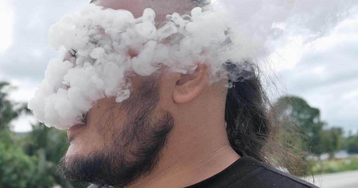 关岛卫生专家呼吁禁售口味烟草 电子烟用户敦促审慎决策