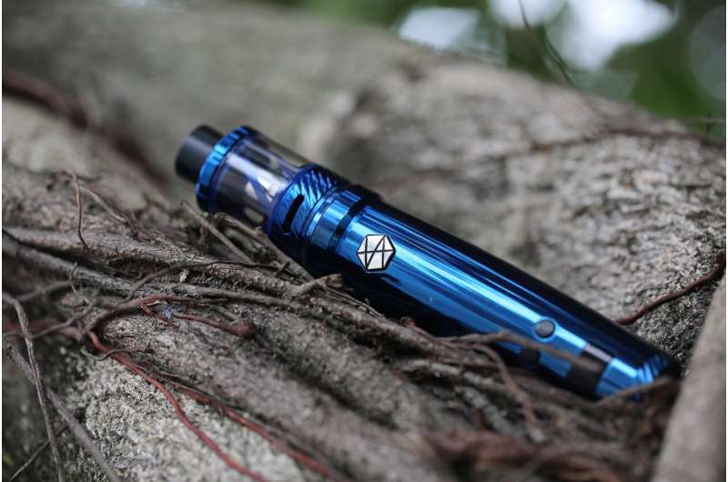 研究:吸食电子烟或将影响嗅觉 改变饮食行为