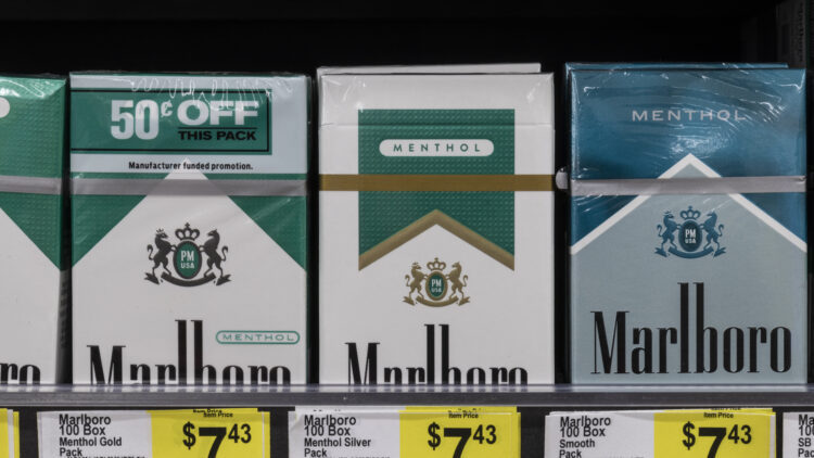 La presión aumenta sobre la Casa Blanca para prohibir los cigarrillos mentolados.