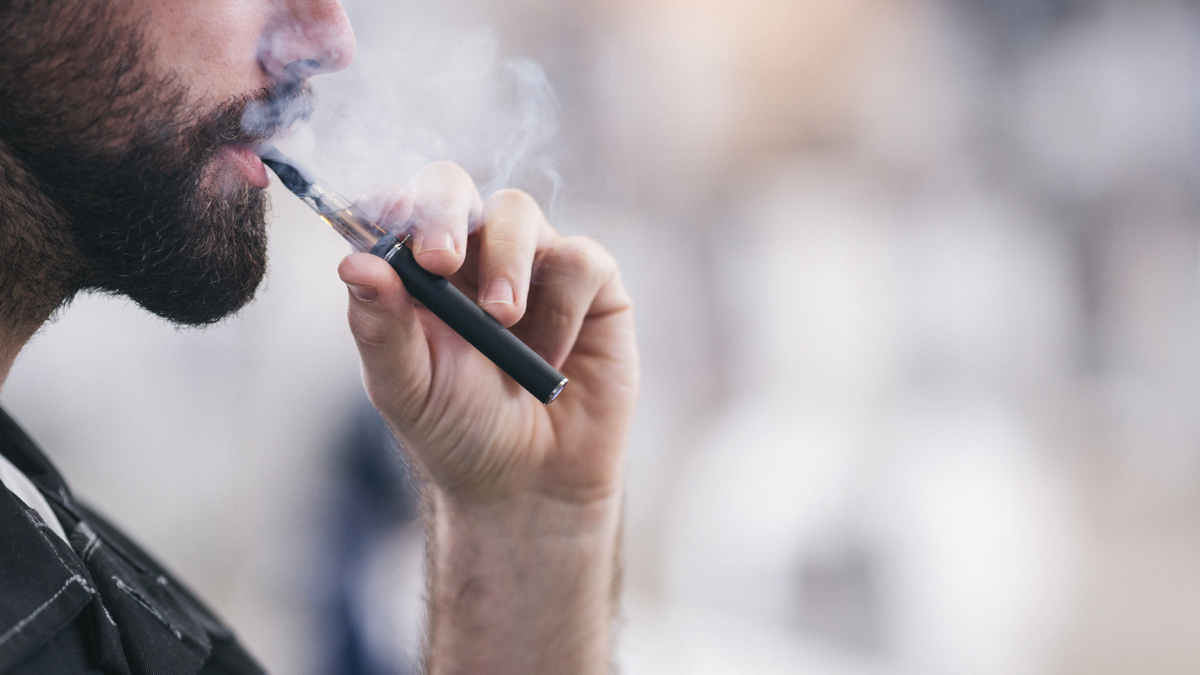 英国拟定一次性电子烟禁售草案:定义及罚款细则披露