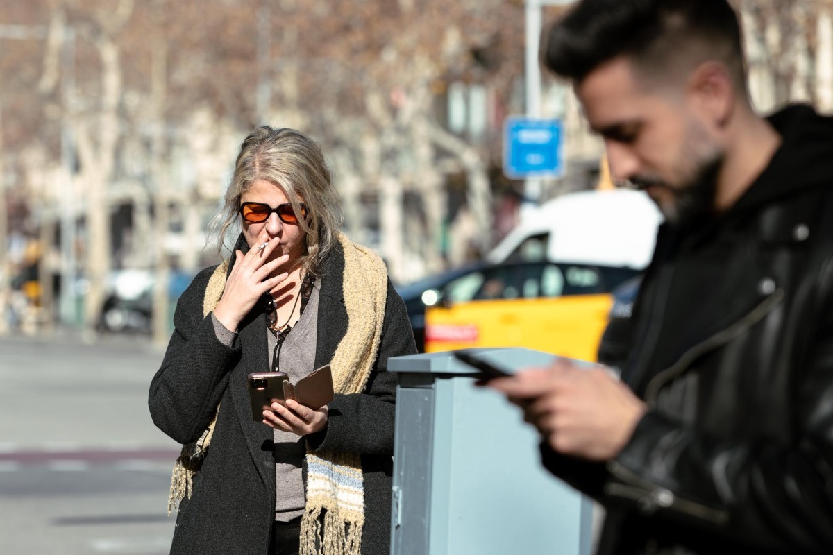 España introduce una ley innovadora para restringir aún más el uso de tabaco.