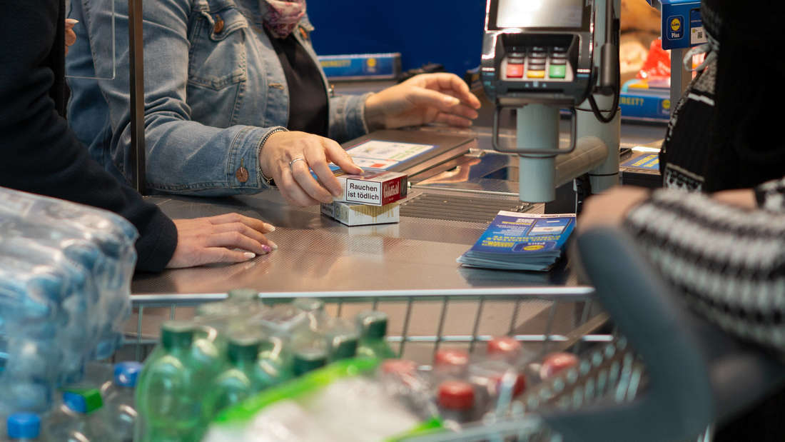 Bélgica introduce el plan "Generación Nueva sin Humo" para reducir el consumo de tabaco.