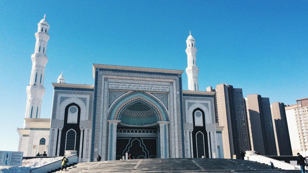 Kazakhstan Pass Law to Hold Individuals Accountable for Importing or Selling E-cigarettes