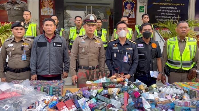 Gobierno tailandés logra confiscar con éxito tienda ilegal de gran escala de cigarrillos electrónicos.