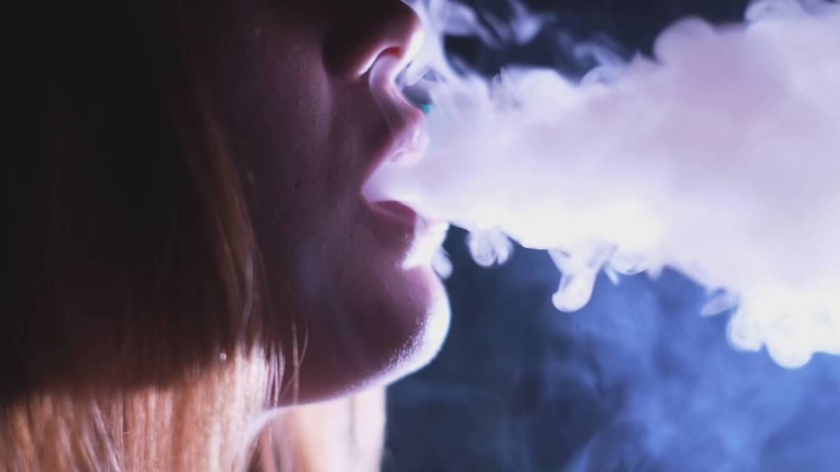 La creciente popularidad de los cigarrillos electrónicos entre los adultos estadounidenses: Informe de la FTC.