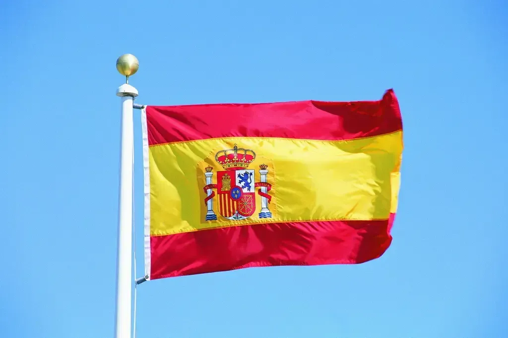 Análisis de las exportaciones de cigarrillos electrónicos de China a España en febrero de 2024.